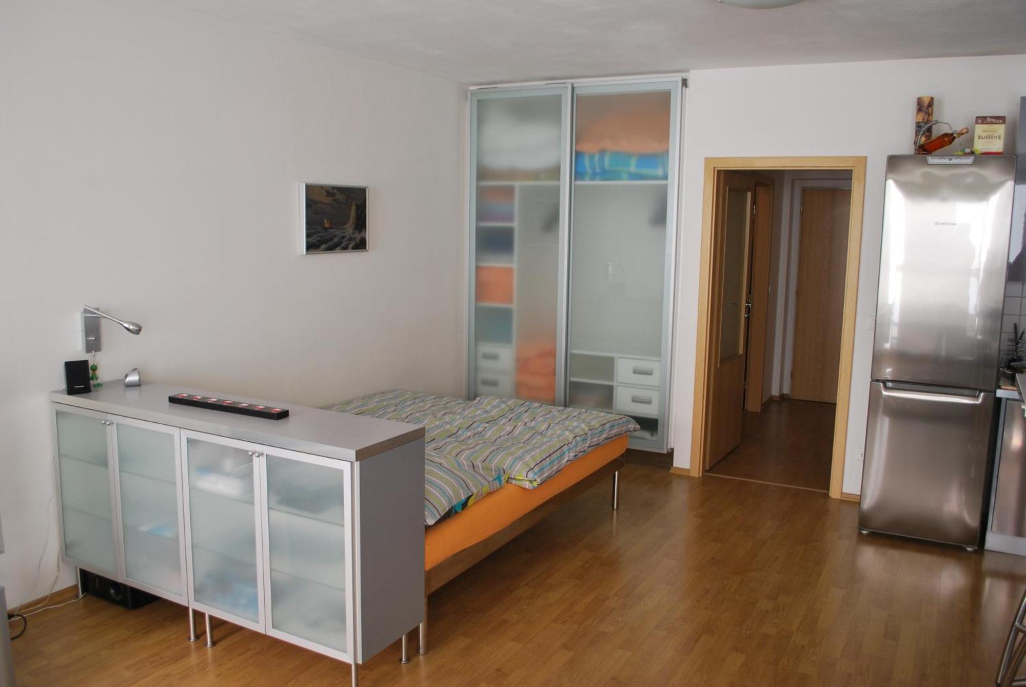 Chotesovska Apartment With Parking Place Prague Luaran gambar